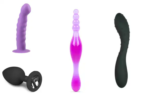 Une photo d'un assortiment de 4 godemichets de tailles, formes et couleurs différents.