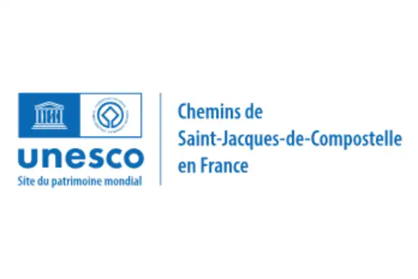 Logo de l'UNESCO qui présente les chemins français vers Saint Jacques de Compostelle.